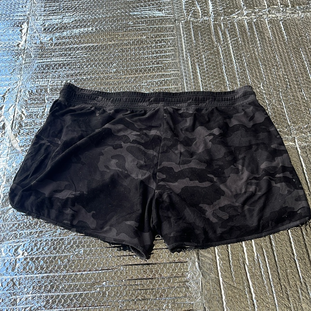 Black Camo Women's Shorts - Picture 5 of 5